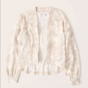 Abercrombie cozy cropped cardigan